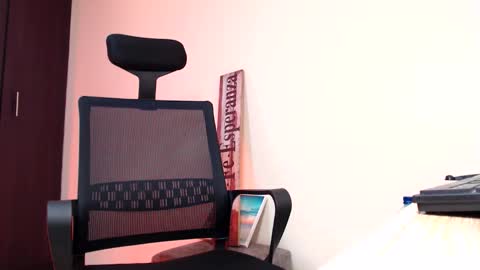 Esteban Fernandez online show from February 5, 7:46 am