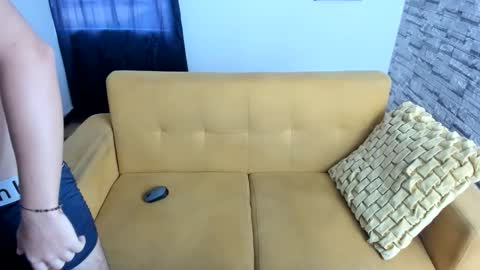 Snapshot of esteban_rios_ chatting on November 30, 11:47 am Esteban Rios online show from November 30, 11:47 am