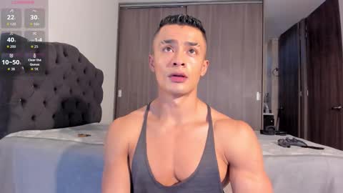Snapshot of esteban_stud97 chatting on November 26, 9:38 pm Esteban Stud online show from November 26, 9:38 pm