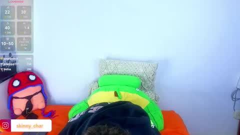 Esteban independent model online show from January 9, 3:55 pm