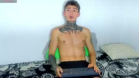 Esteban independent model online show from July 8, 9:41 pm