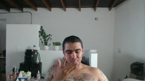 estebanmed92 online show from November 8, 5:12 pm