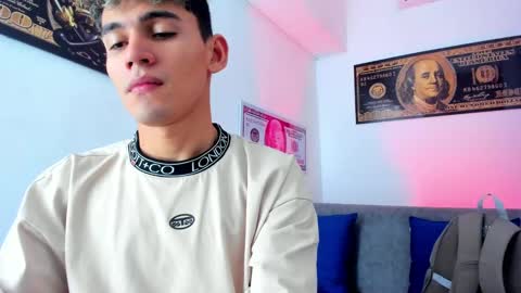 Esteban online show from December 27, 12:01 pm