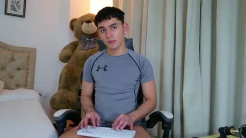 Esteban online show from July 17, 11:39 am