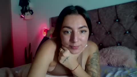 Snapshot of estefa1 chatting on July 24, 2:20 am estefa1 online show from July 24, 2:20 am