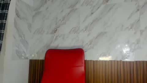 Snapshot of estefani_robles chatting on June 27, 2:38 am estefani robles online show from June 27, 2:38 am