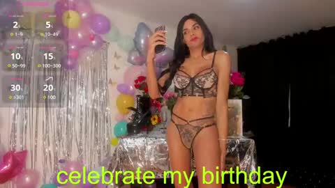 estefania1812 online show from December 20, 2:41 am