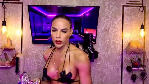 estefania1812 online show from March 5, 12:17 am