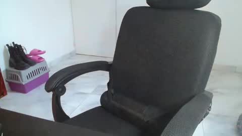 Snapshot of estefania_starlovee chatting on March 24, 10:37 pm estefania_starlovee online show from March 24, 10:37 pm