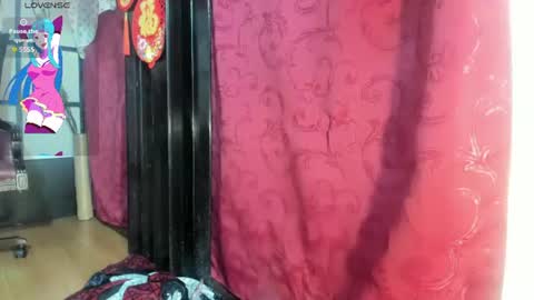 estefanya online show from July 13, 7:27 pm