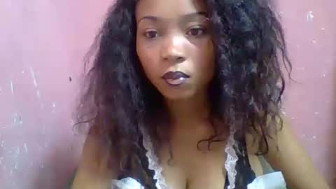 estelah20 online show from October 8, 6:00 am