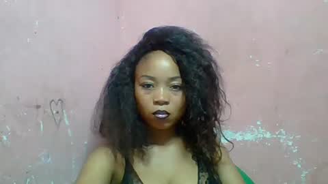 estelah20 online show from November 30, 5:22 am