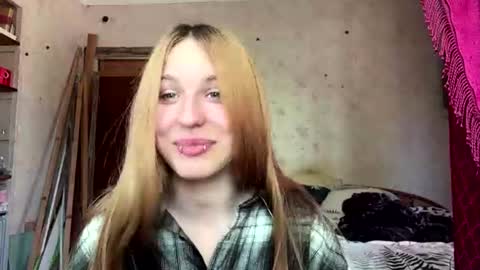 Rina online show from June 23, 11:19 am