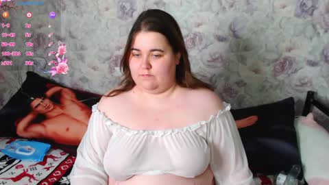 estelle_hicks online show from December 20, 9:06 pm