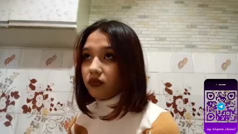 Snapshot of estellekirbo chatting on February 28, 1:45 pm estellekirbo online show from February 28, 1:45 pm