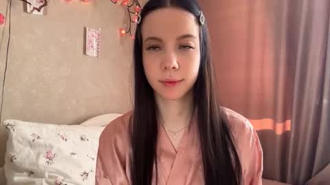 Snapshot of estellezdebski chatting on July 19, 2:32 pm estellezdebski online show from July 19, 2:32 pm