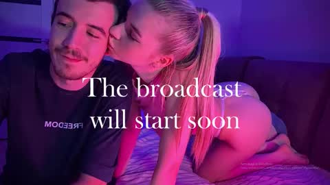 Ester online show from November 17, 4:46 pm