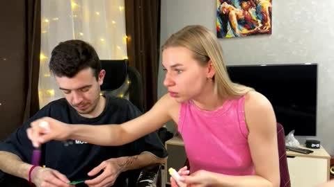 Snapshot of ester_vixen chatting on February 25, 7:45 pm Ester online show from February 25, 7:45 pm