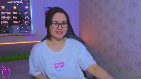 EsterPlayful online show from October 11, 7:07 am