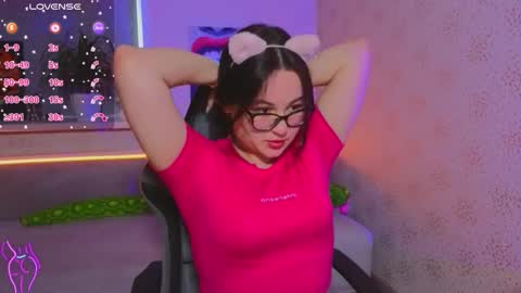 EsterPlayful online show from October 14, 9:10 am