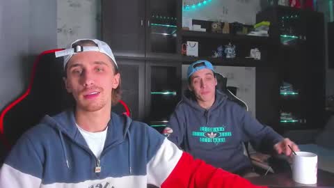 LOUIS online show from November 2, 9:39 pm