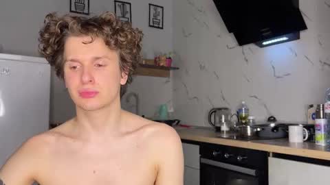 Alex online show from March 5, 9:11 pm