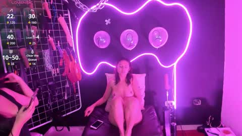 Cloe and Megan online show from October 11, 7:12 pm