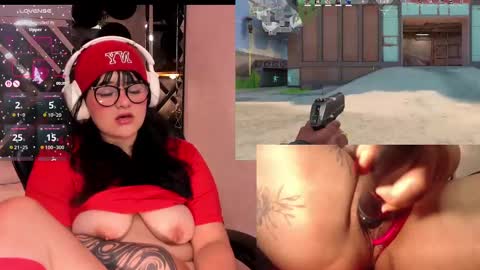 Aura online show from October 8, 1:42 pm