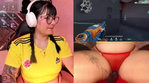 Aura online show from October 9, 1:53 pm