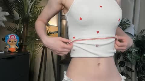 Snapshot of eternity_cuite chatting on May 13, 5:49 am Natalie online show from May 13, 5:49 am