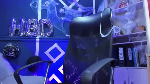 Etham online show from October 30, 12:17 pm