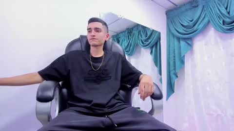 Ethan online show from January 10, 8:37 pm