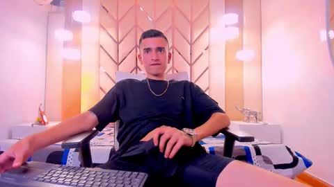 Ethan online show from February 6, 8:56 pm