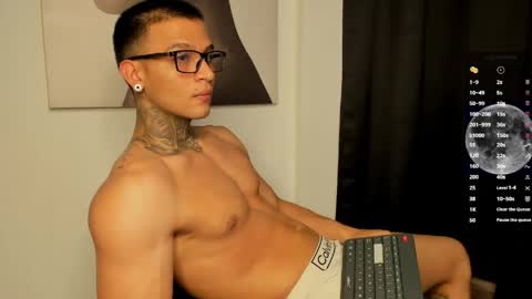 Snapshot of ethan_devis7 chatting on May 6, 8:58 pm Ethan - Independent model online show from May 6, 8:58 pm