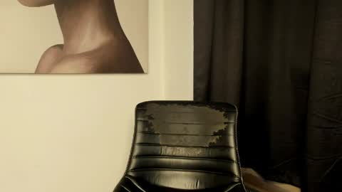 Snapshot of ethan_devis7 chatting on June 1, 8:10 pm Ethan - Independent model online show from June 1, 8:10 pm