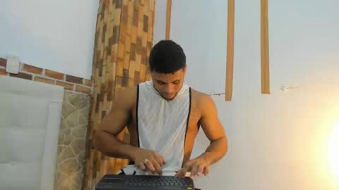 ethan helmut online show from December 27, 1:32 am