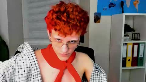 Ethan online show from January 11, 10:09 am