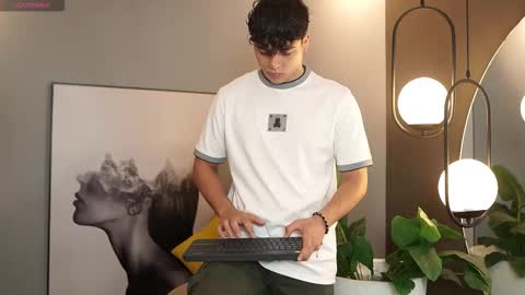 ethan_occonor online show from October 21, 12:17 pm