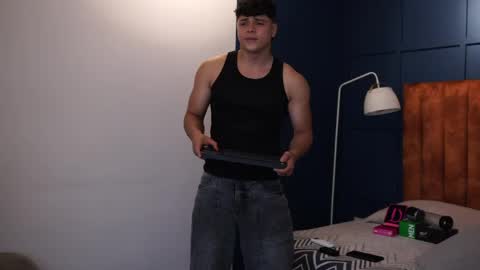 ethan_occonor online show from May 26, 1:56 am