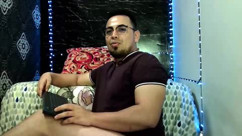 Snapshot of ethan_quill chatting on November 13, 3:55 pm ethan_quill online show from November 13, 3:55 pm