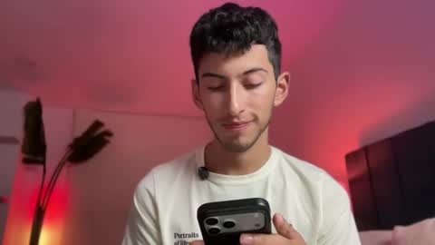 Snapshot of ethan_skiny_ chatting on July 17, 5:03 am Joan online show from July 17, 5:03 am