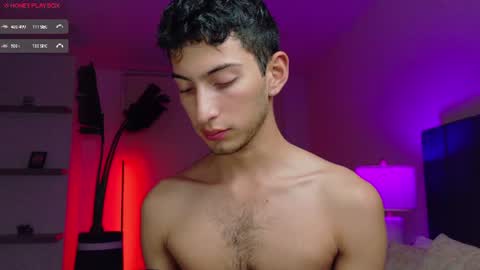 Snapshot of ethan_skiny_ chatting on July 30, 5:06 am Joan online show from July 30, 5:06 am