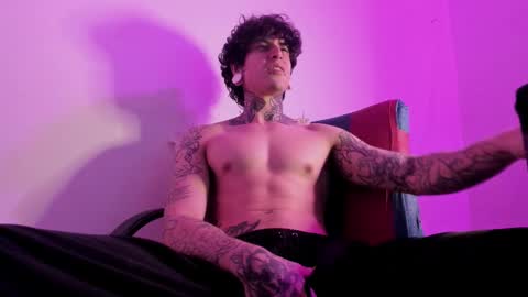 Snapshot of ethan_sykes chatting on September 9, 4:56 am Ethan sykes online show from September 9, 4:56 am