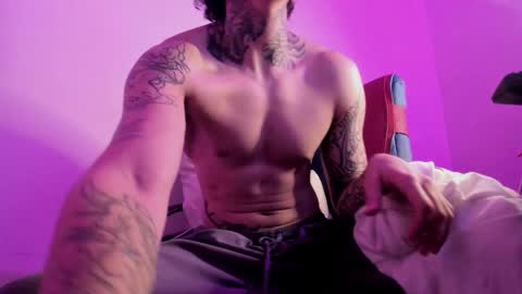 Snapshot of ethan_sykes chatting on September 14, 4:11 am Ethan sykes online show from September 14, 4:11 am