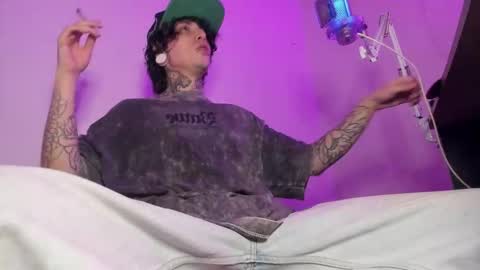 Snapshot of ethan_sykes chatting on November 21, 3:49 am Ethan sykes online show from November 21, 3:49 am