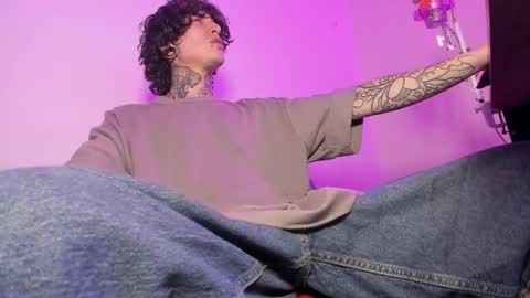 Snapshot of ethan_sykes chatting on November 23, 2:00 am Ethan sykes online show from November 23, 2:00 am