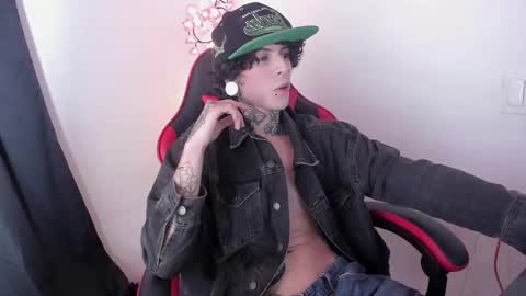 Snapshot of ethan_sykes chatting on January 12, 3:12 am Ethan sykes online show from January 12, 3:12 am