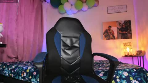 ethan travis online show from May 19, 10:49 pm