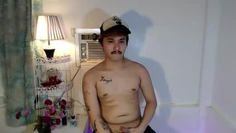 Snapshot of ethan_uwuxx chatting on March 11, 7:14 am DAVE online show from March 11, 7:14 am