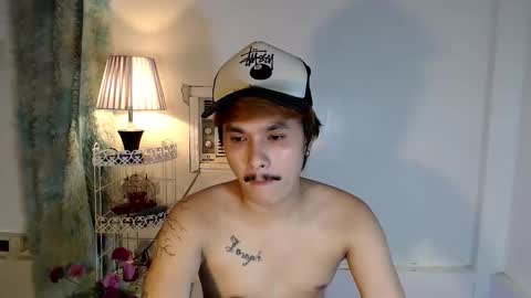 Snapshot of ethan_uwuxx chatting on March 18, 5:16 pm DAVE online show from March 18, 5:16 pm